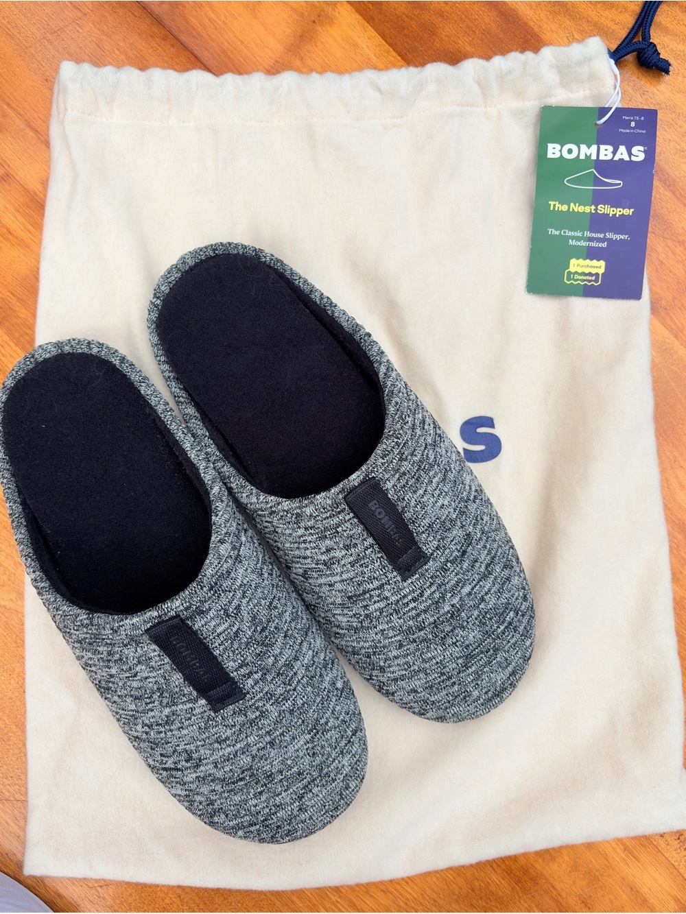 Bombas Men's Black and Gray Knit Slip-On Nest Slippers Sz 8 NWT New - Picture 2 of 6